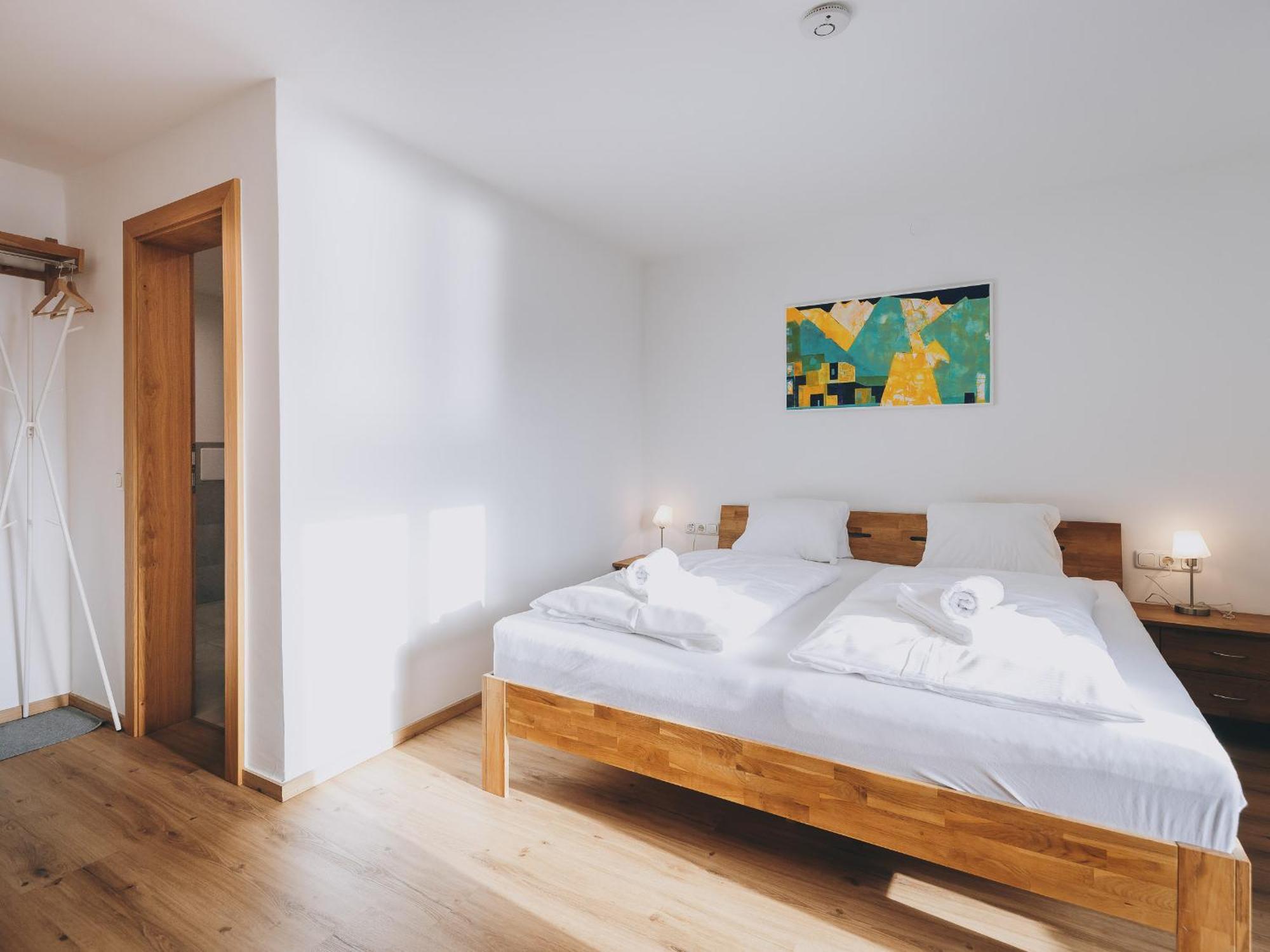 Haus Altenberger By We Rent, Summercard Included Zell am See Chambre photo