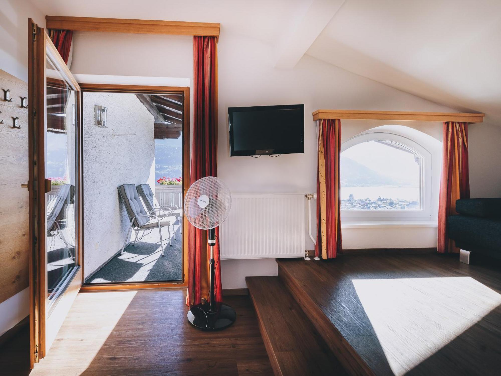 Haus Altenberger By We Rent, Summercard Included Zell am See Extérieur photo