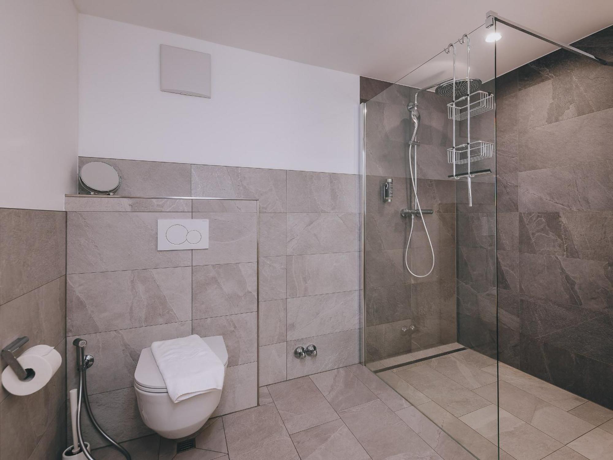 Haus Altenberger By We Rent, Summercard Included Zell am See Chambre photo